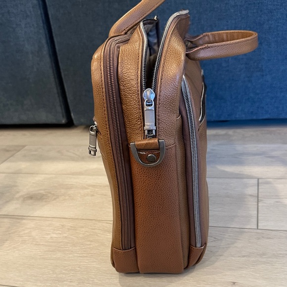 Samsonite Tan Leather Briefcase - Picture 3 of 10